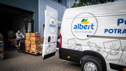 Největší dárce potravin: Lidem v nouzi pomohlo téměř 3 500 tun jídla z obchodů Albert
